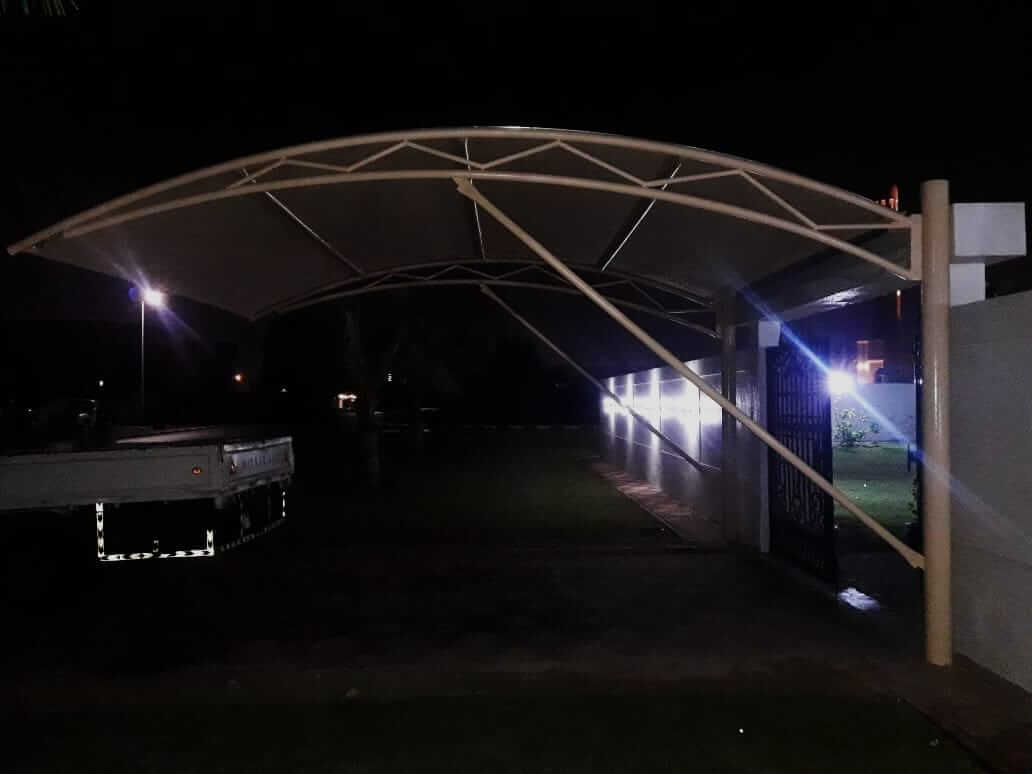 bottom support cantilever parking tent